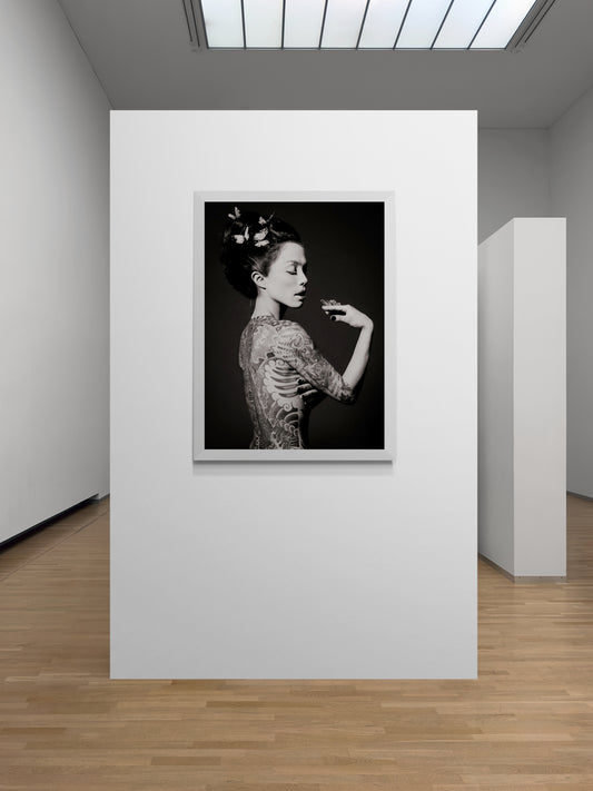 Madame Butterfly (101 x 82 cm)