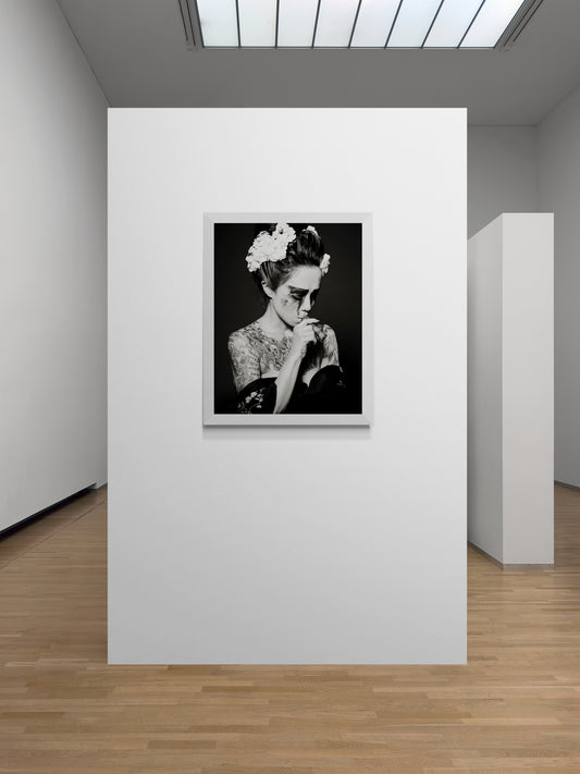 Blue smoke (83 x 69 cm)
